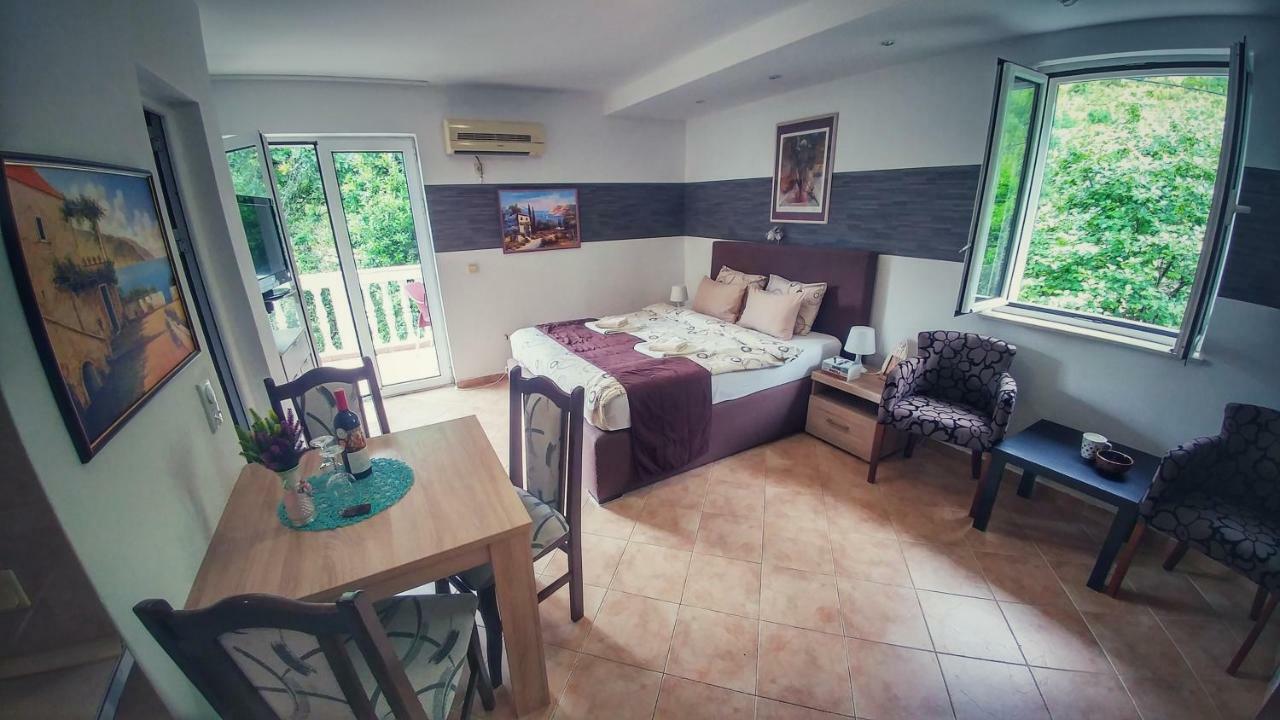 Apartments Villa Pm コトル エクステリア 写真
